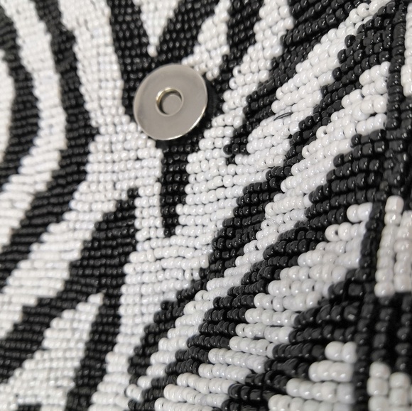 White house Black market - Picture 4 of 5